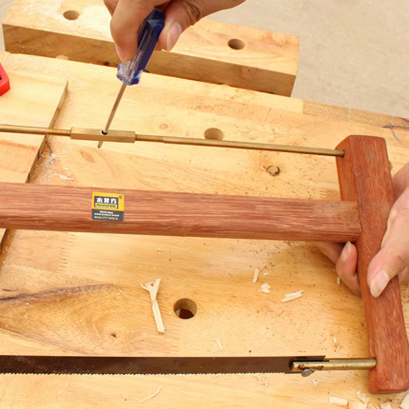 Scies à main multifonctionnelles pour bois dur