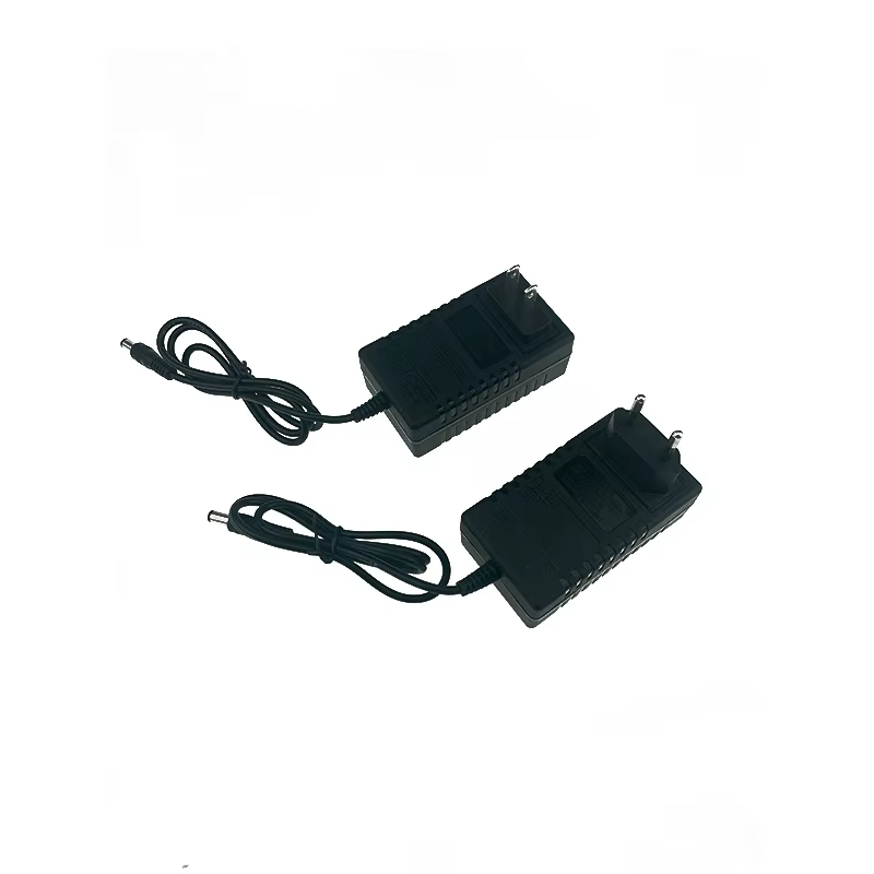 Chargeur pour batterie au lithium 21V 24V 26V