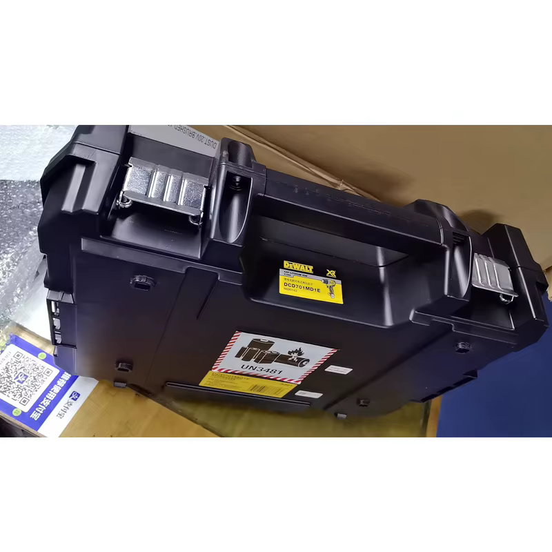 DEWALT – mallette à outils rigide robuste
