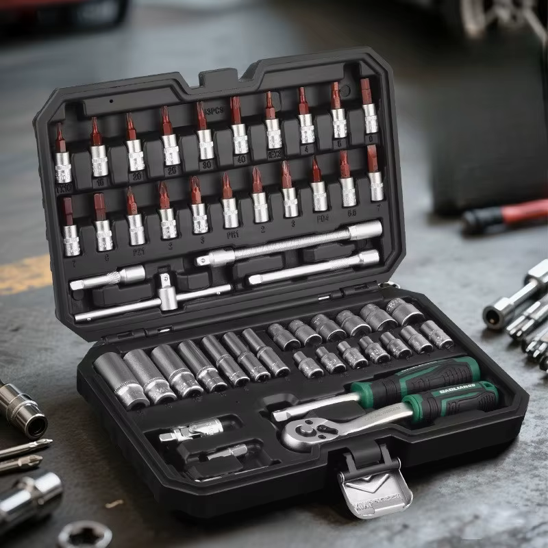 Ensemble d'outils professionnels de réparation automobile