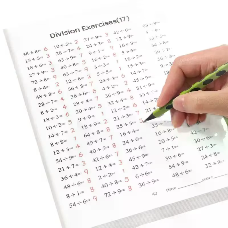 Cahier d'exercices de mathématiques sur la multiplication et la division pour améliorer les compétences en calcul chez les élèves de l'éducation spéciale, formation mathématique de base