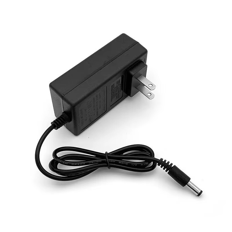 Makita – chargeur de batterie au Lithium 21V 12.6V