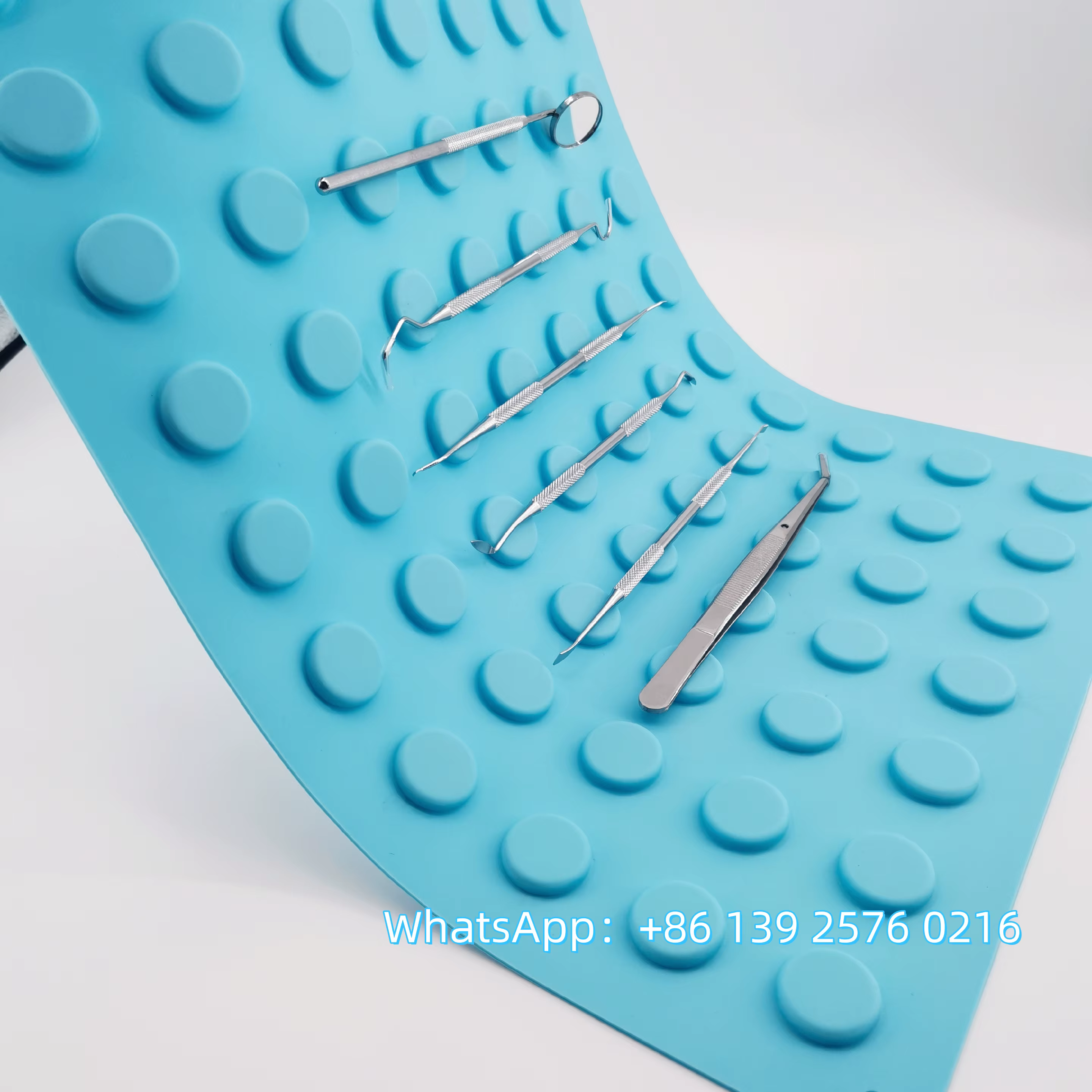 Tapis magnétique bleu antidérapant