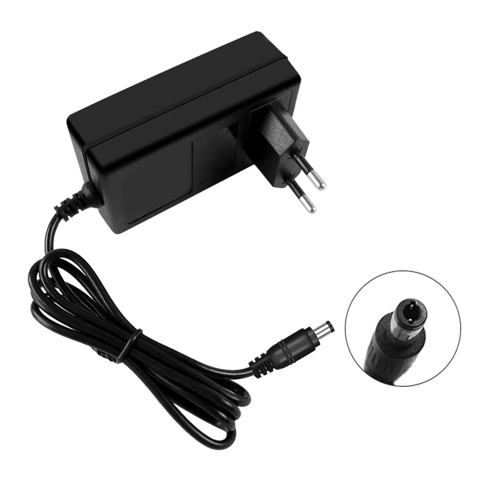 Makita – chargeur de batterie au Lithium 21V 12.6V