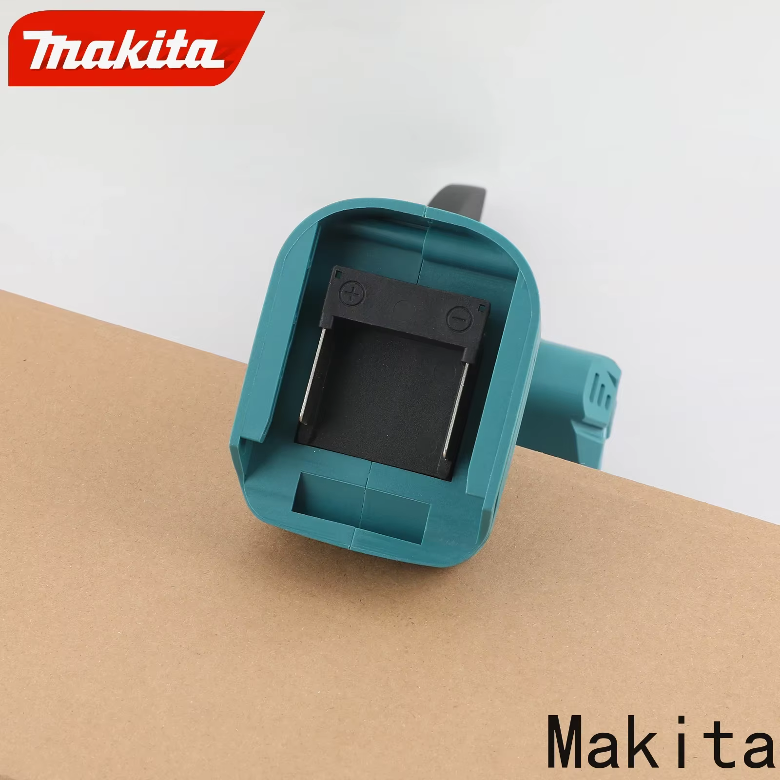 Scie alternative portative Makita à batterie lithium