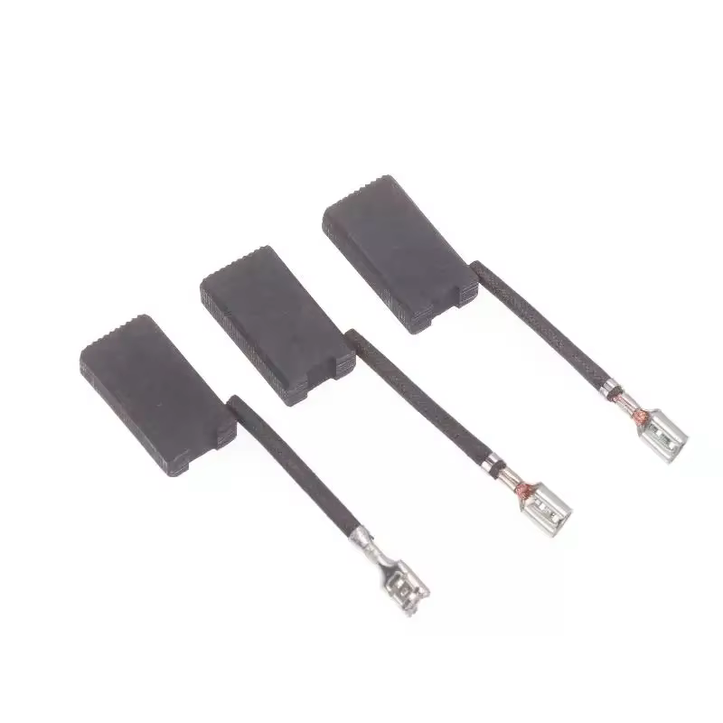 Brosses en carbone pour moteur