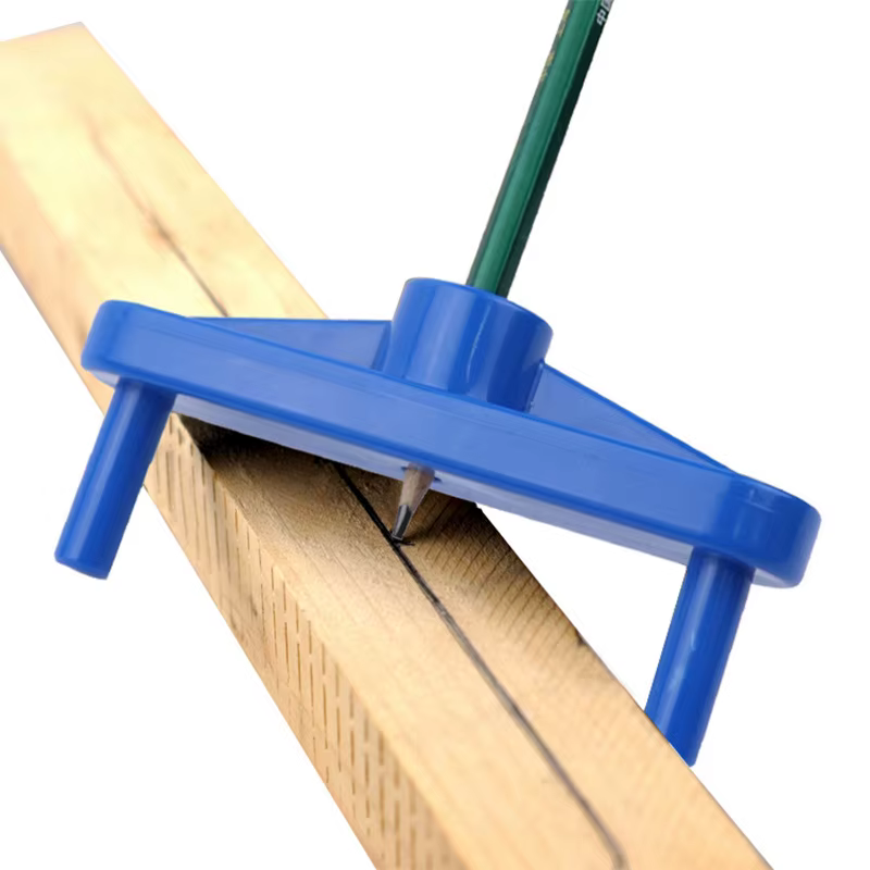 Gabarit de positionnement central pour le travail du bois