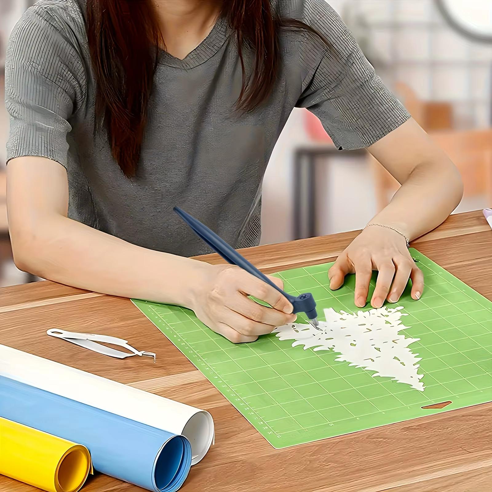 1 coupe-papier avec trois lames rotatives, couteau à main en acier inoxydable pour scrapbooking et découpe d'art vinyle