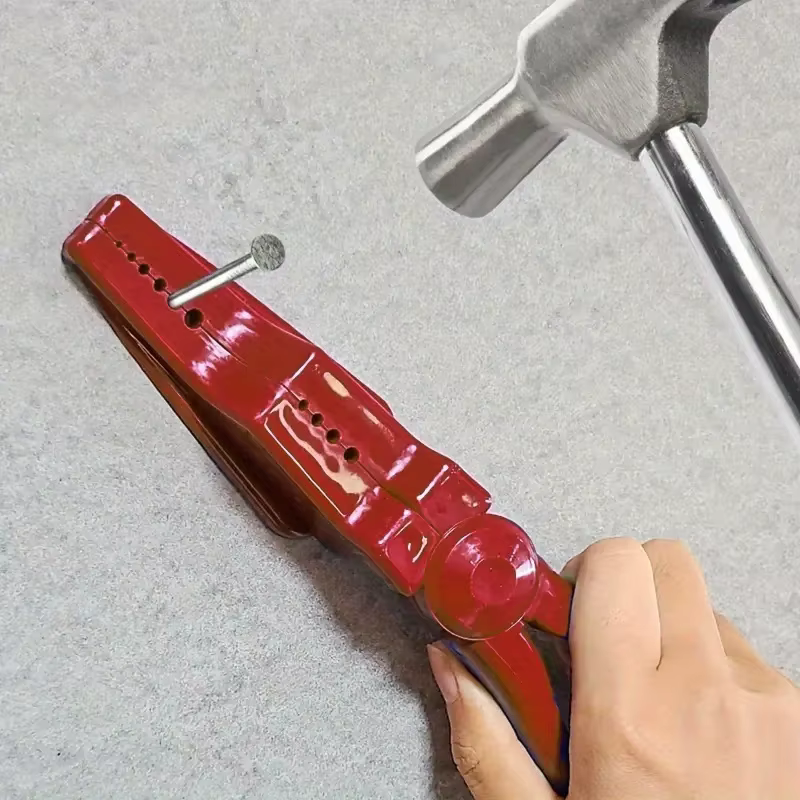 Outil de serrage à ongles de sécurité avec mâchoire coulissante