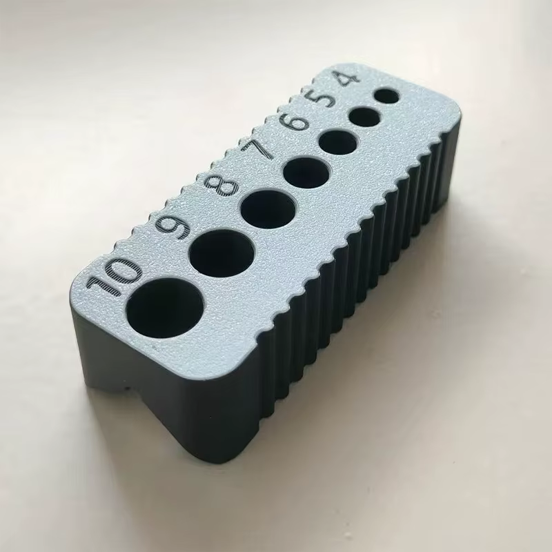 (Été6) 1 pièce Guide de perçage pour trous droits accessoire de précision multifonctionnel bricolage perceuse gabarit bloc Joints outil