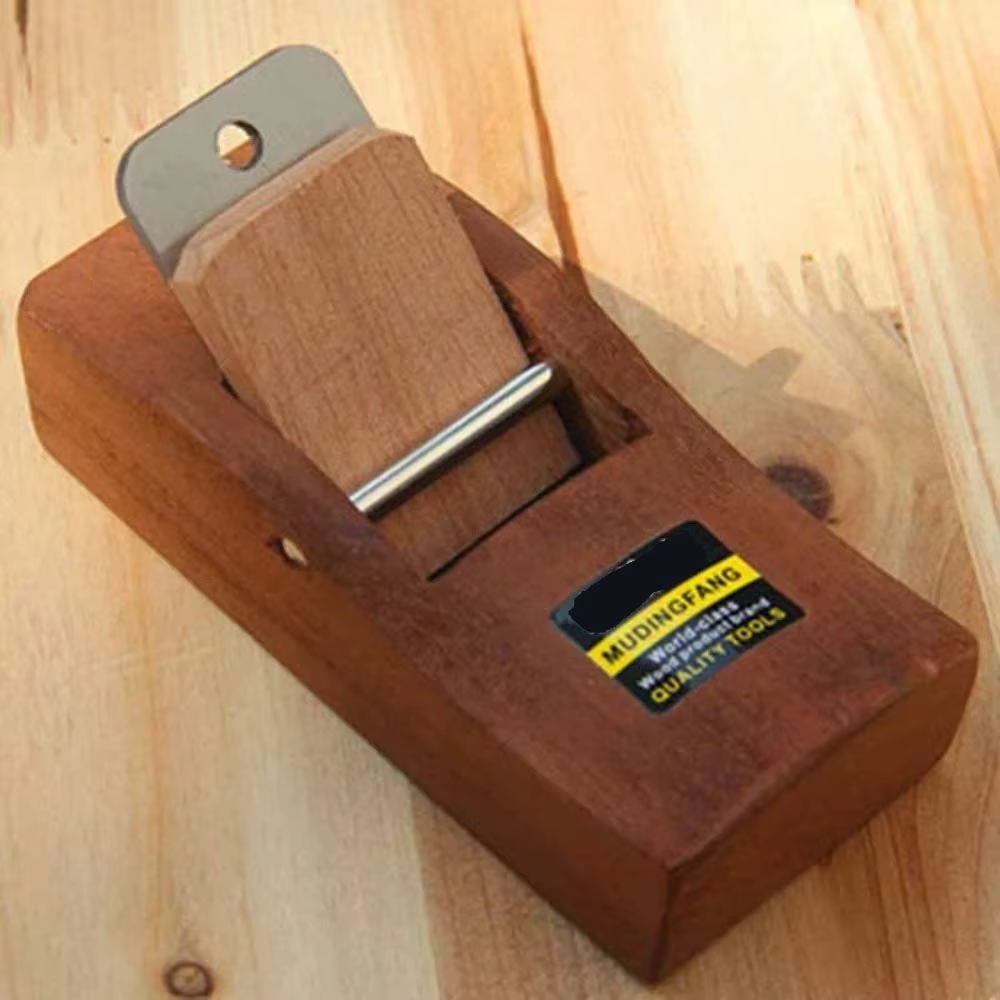 Mini rabot en bois pour le bricolage