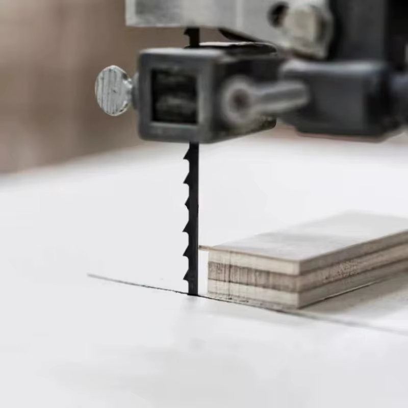 Lame de scie à ruban pour le calcul de coupe