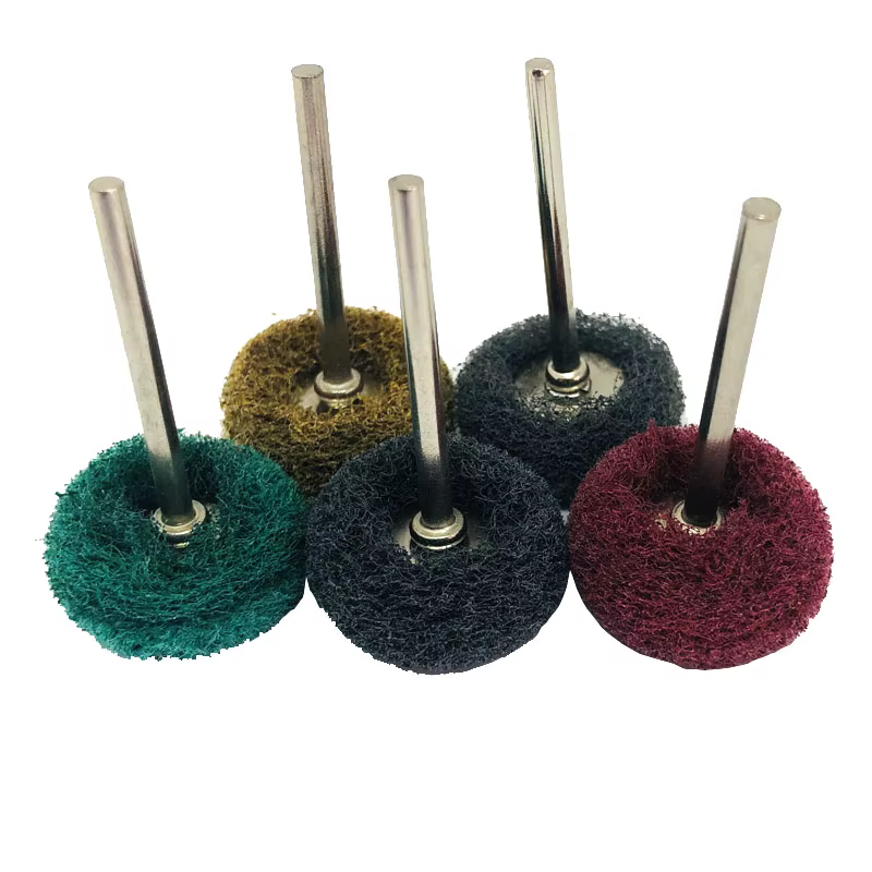 Mini perceuse, brosse Abrasive