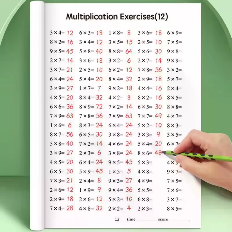 Cahier d'exercices de mathématiques sur la multiplication et la division pour améliorer les compétences en calcul chez les élèves de l'éducation spéciale, formation mathématique de base