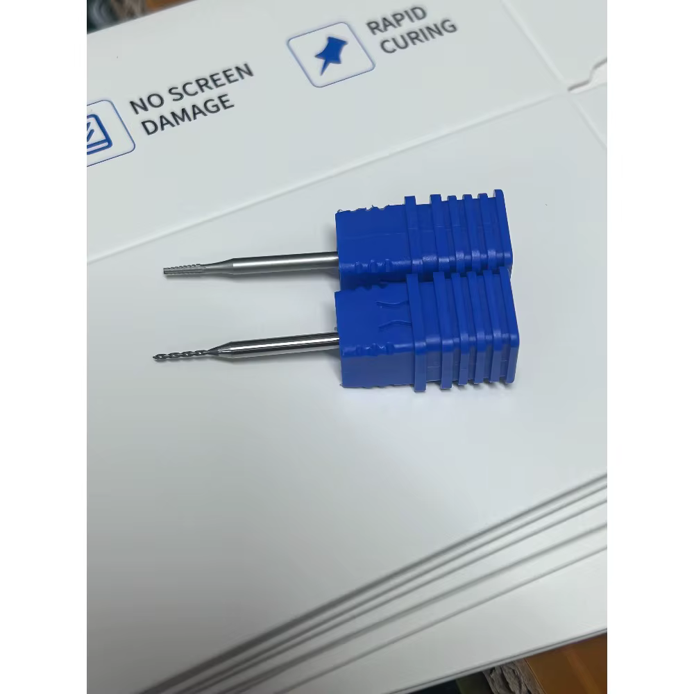 Kit d'extracteur de vis endommagé professionnel pour enlever les vis cassées dénudées