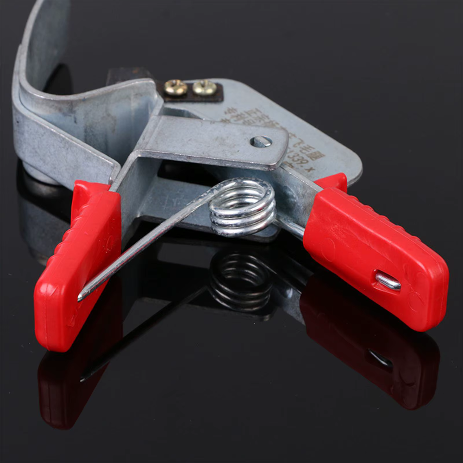 Cisaille multifonctionnelle antidérapante en acier à haute teneur en carbone de 2