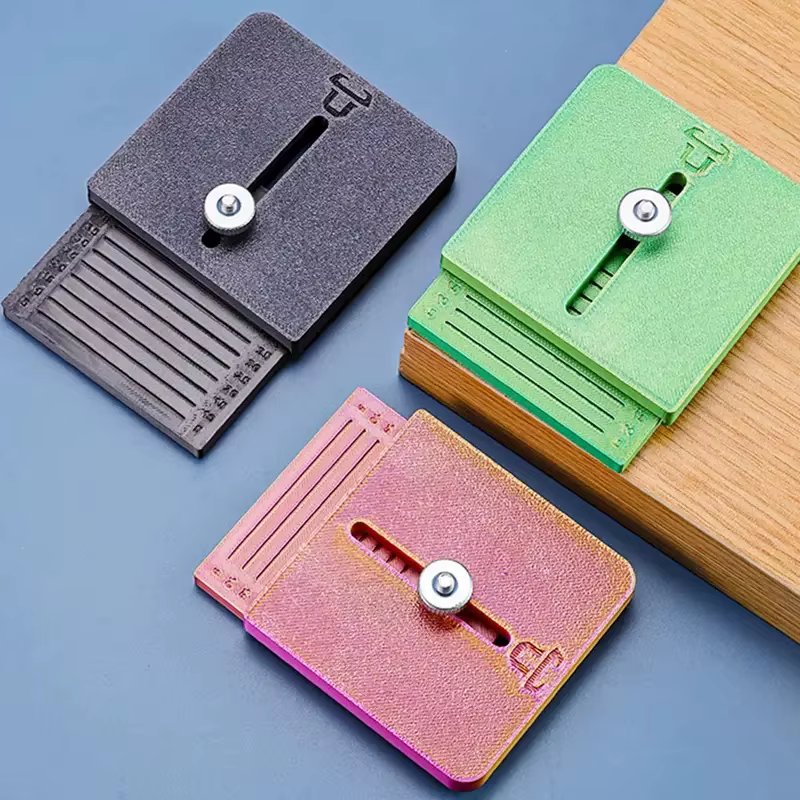 Guide de découpe réglable antidérapant pour une coupe de précision des meubles
