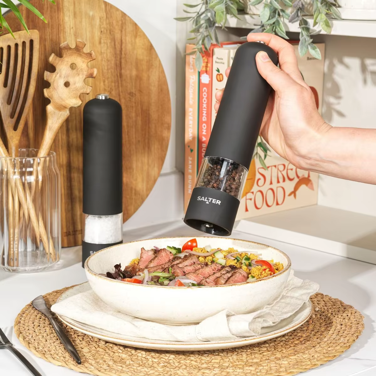 Moulin à sel et à poivre électrique, alimenté par batterie, fonctionnement automatique à une main avec grossièreté légère et réglable