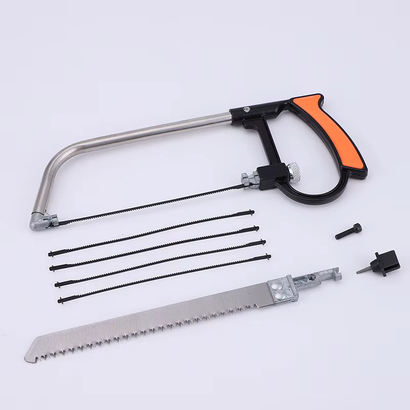 Scie à bois en acier, métal et verre - 6 outils à main pour le travail