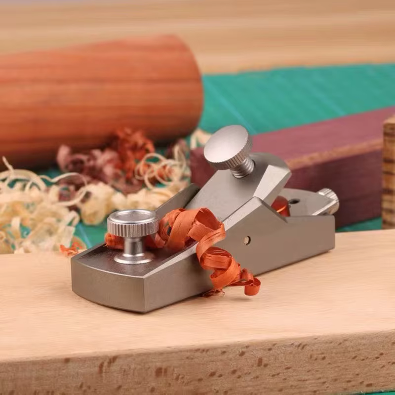 Raboteuse à bois Mini