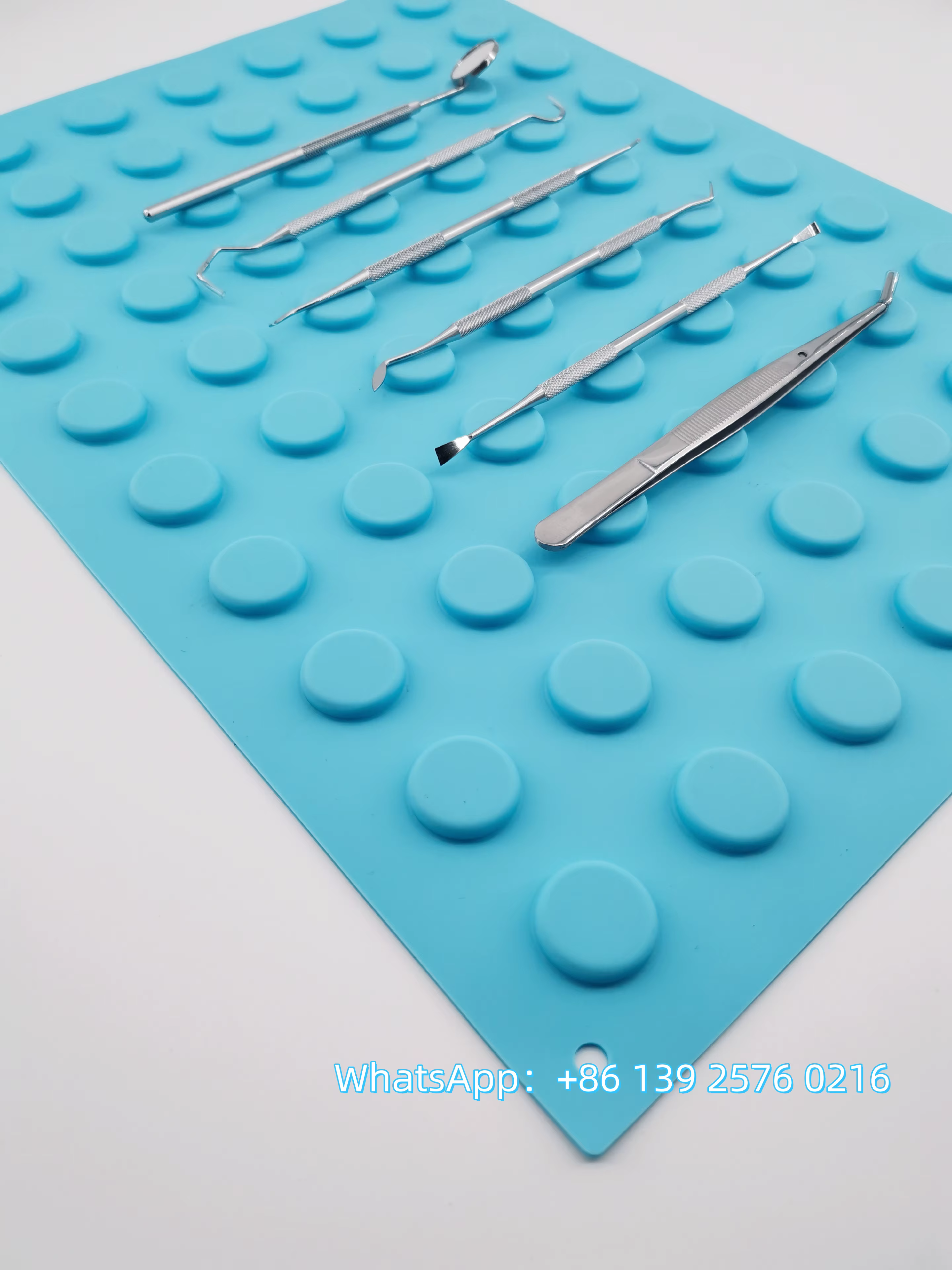Tapis magnétique bleu antidérapant