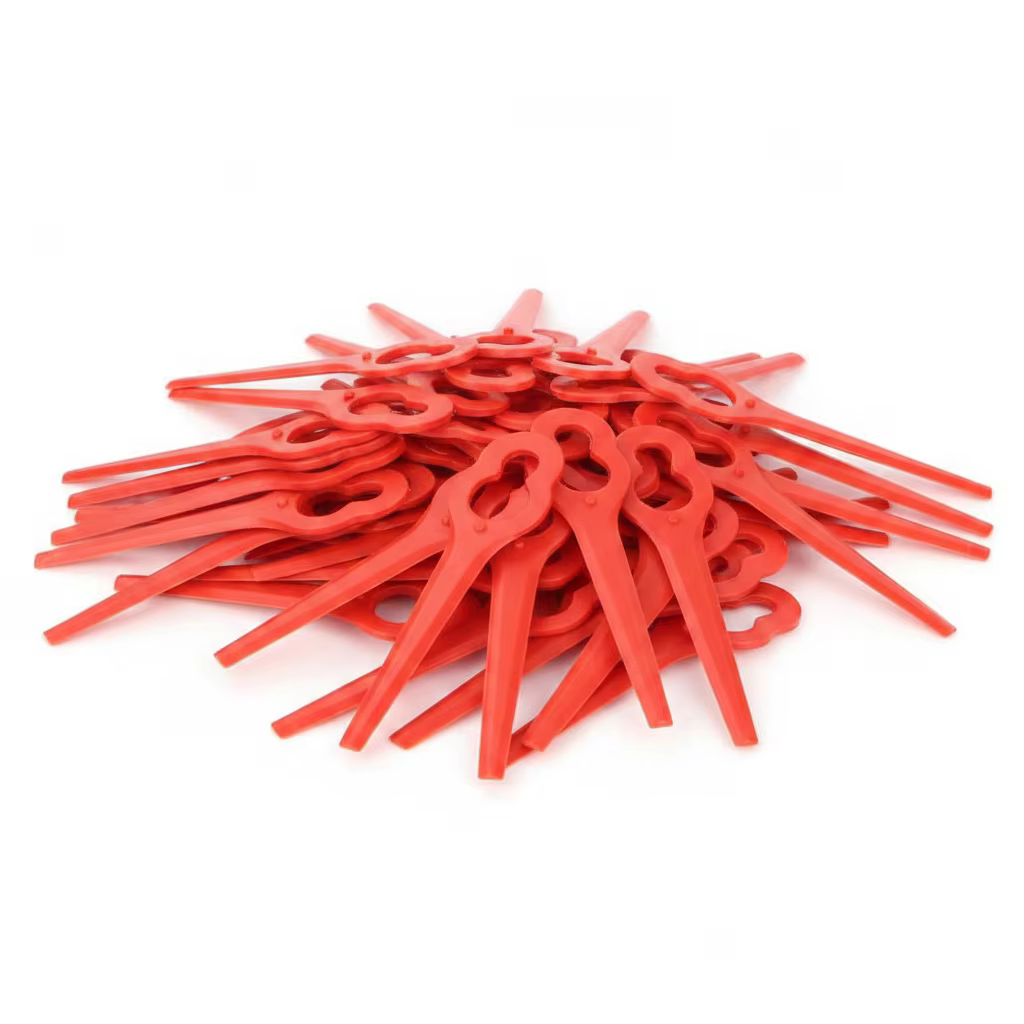 Lames de coupe d'herbe en plastique