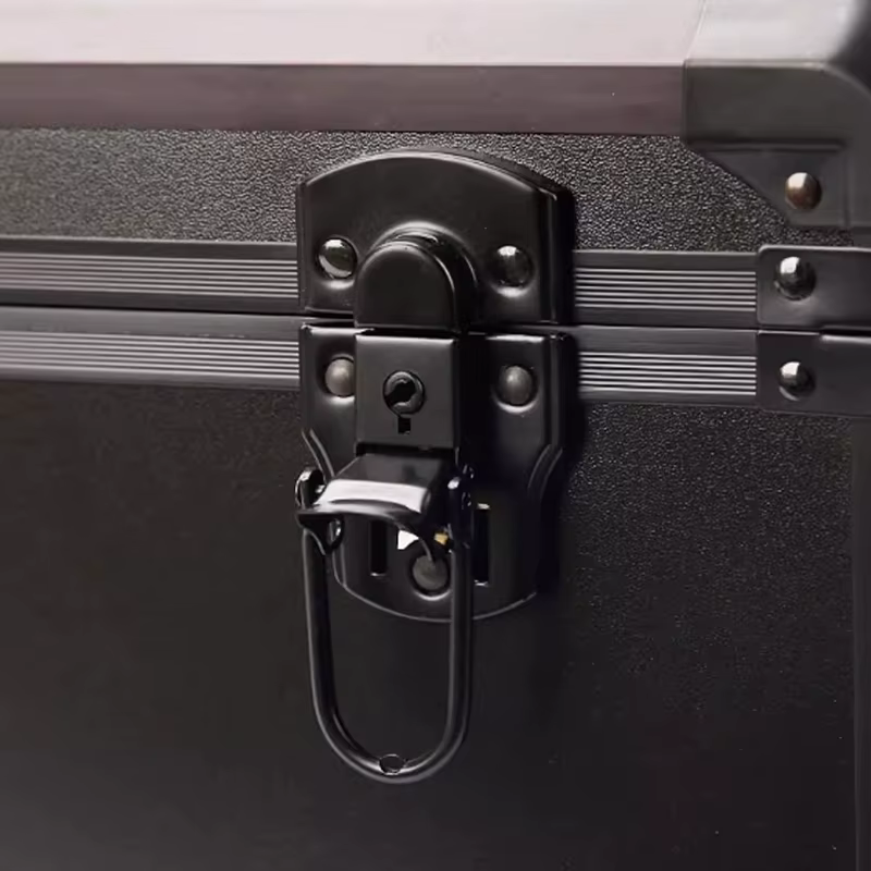 Valise à outils multifonctionnelle