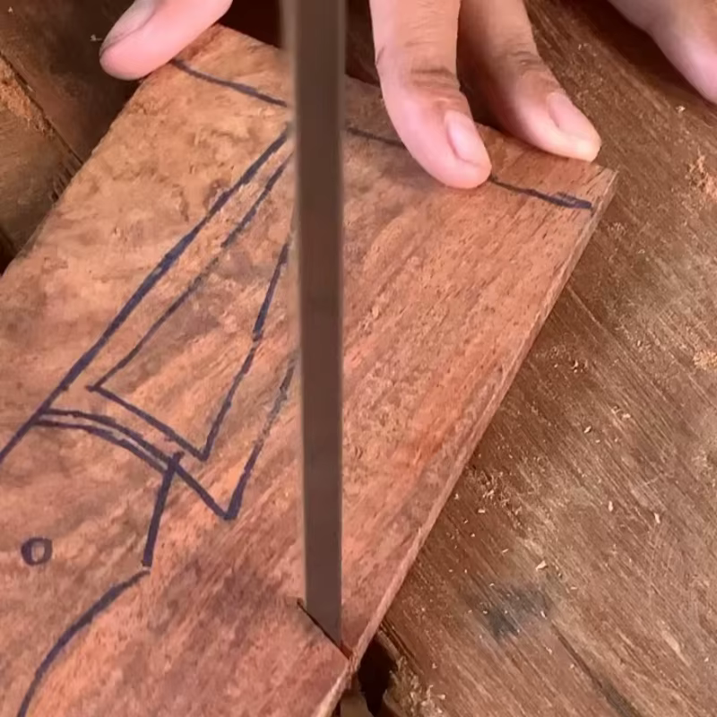 Lames de haute qualité pour la découpe de courbes