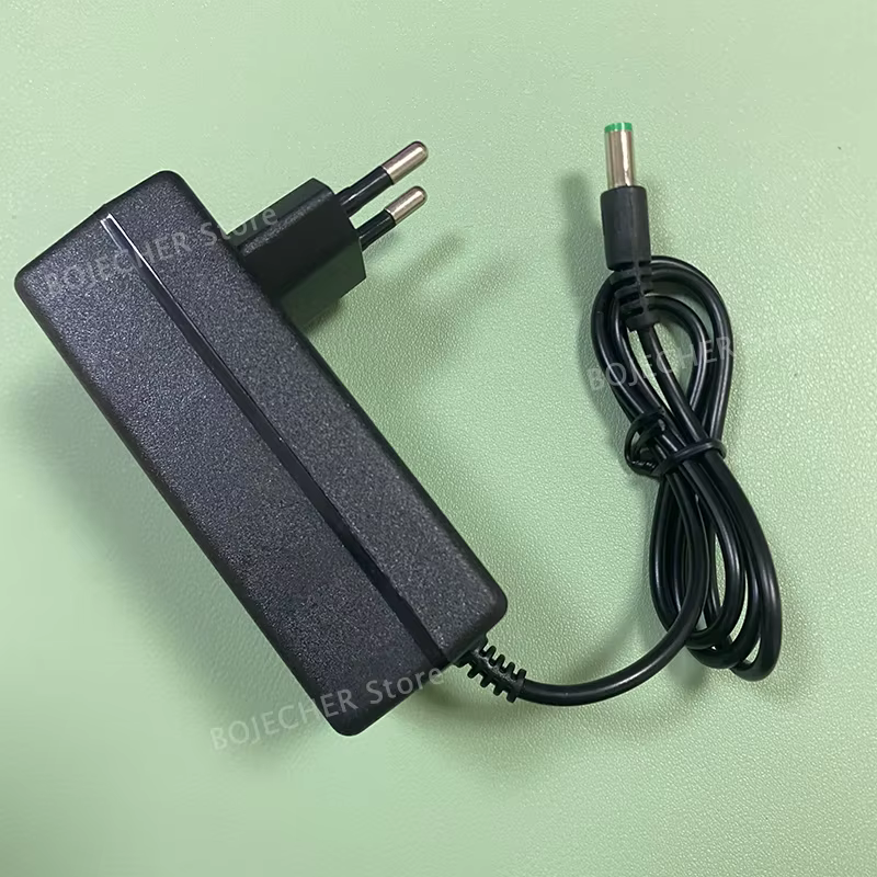 Adaptateur d'alimentation cc 21V 2a pour perceuse électrique 18V