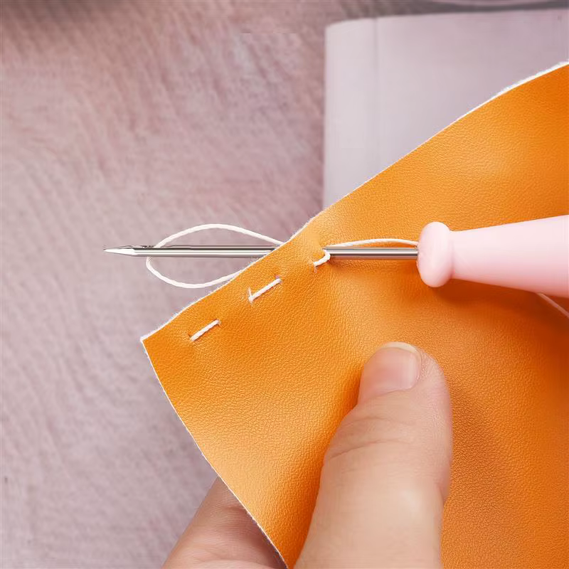 Poinçon de couture en acier