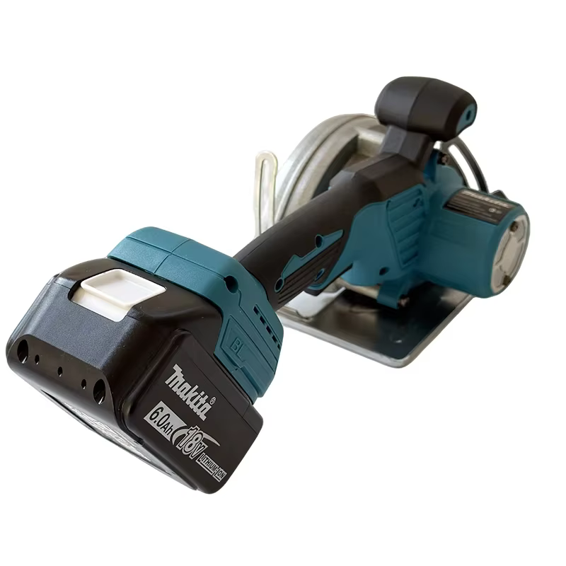 Scie circulaire sans fil Makita 125 mm 5000 tr/min