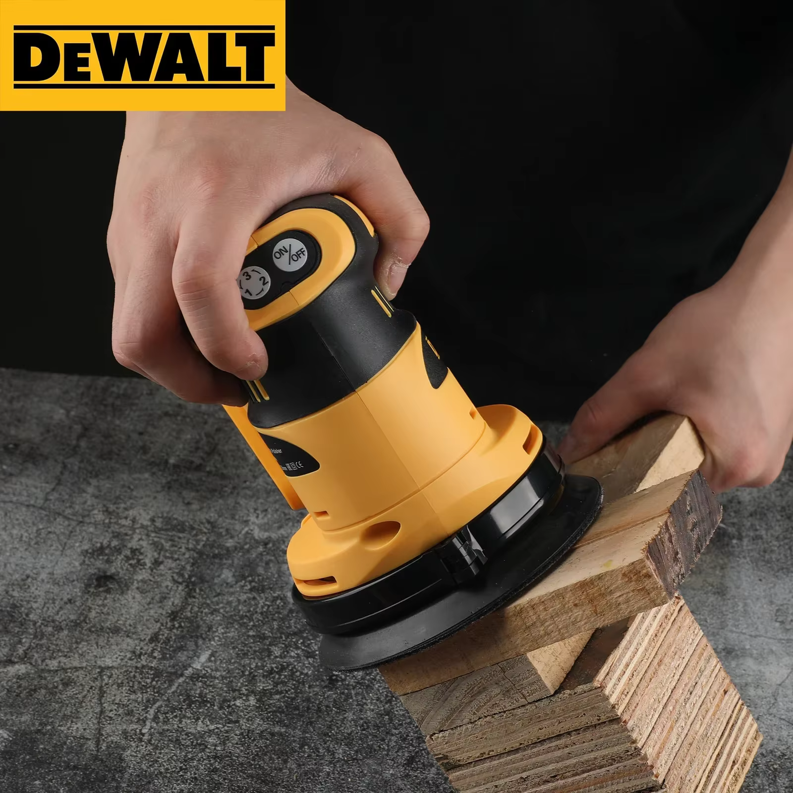 Ponceuse orbitale DEWALT pour batterie 18V/20V avec aspiration des poussières pour le polissage du bois intensif en construction et en atelier