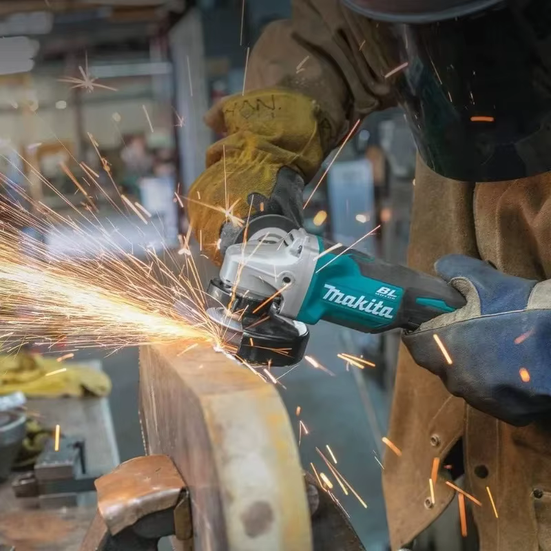 Meuleuse d'angle sans fil Makita DGA404 125MM 2026