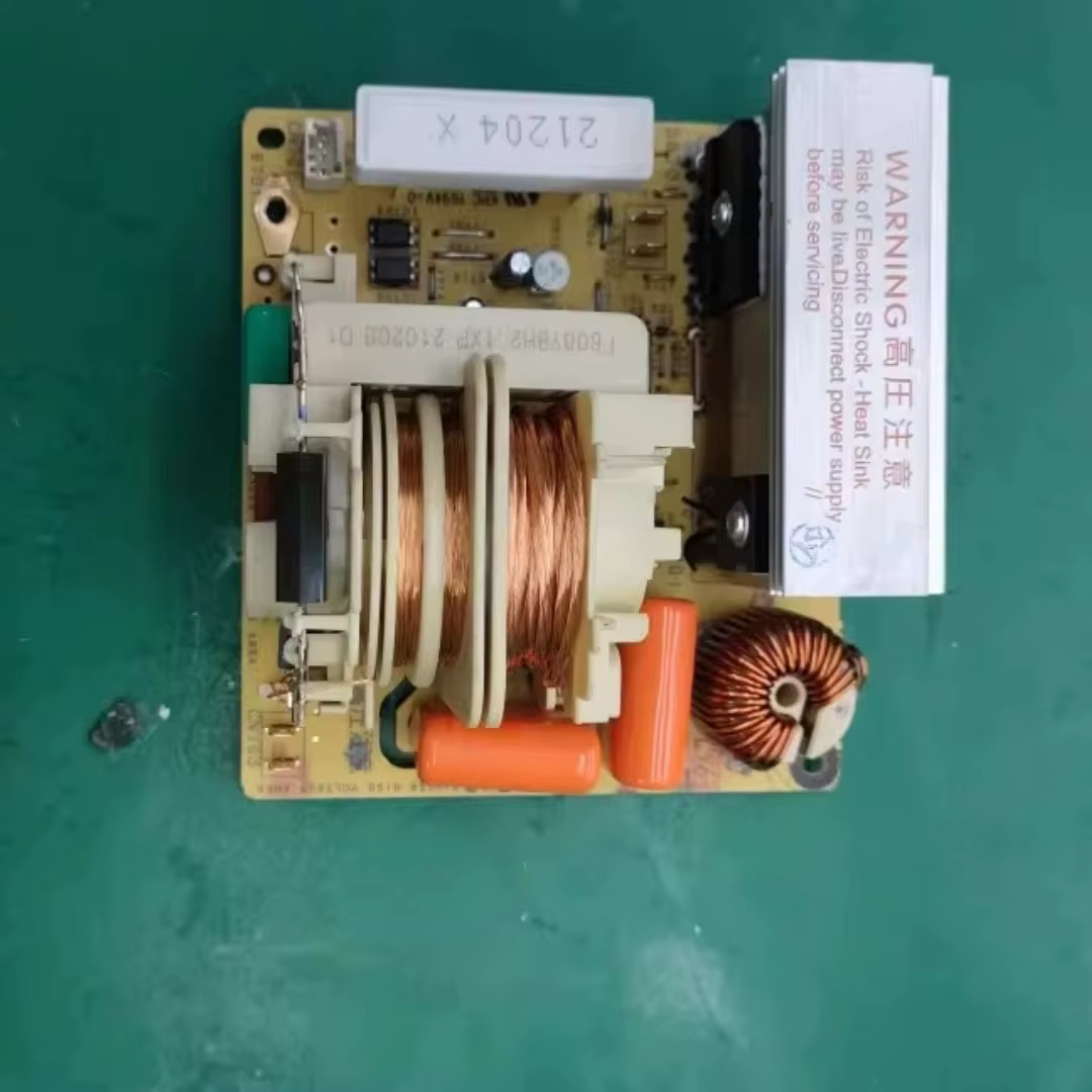 Le convertisseur de fréquence d'origine F66459X92AP pour fours à micro-ondes est utilisé pour la maintenance et le remplacement.