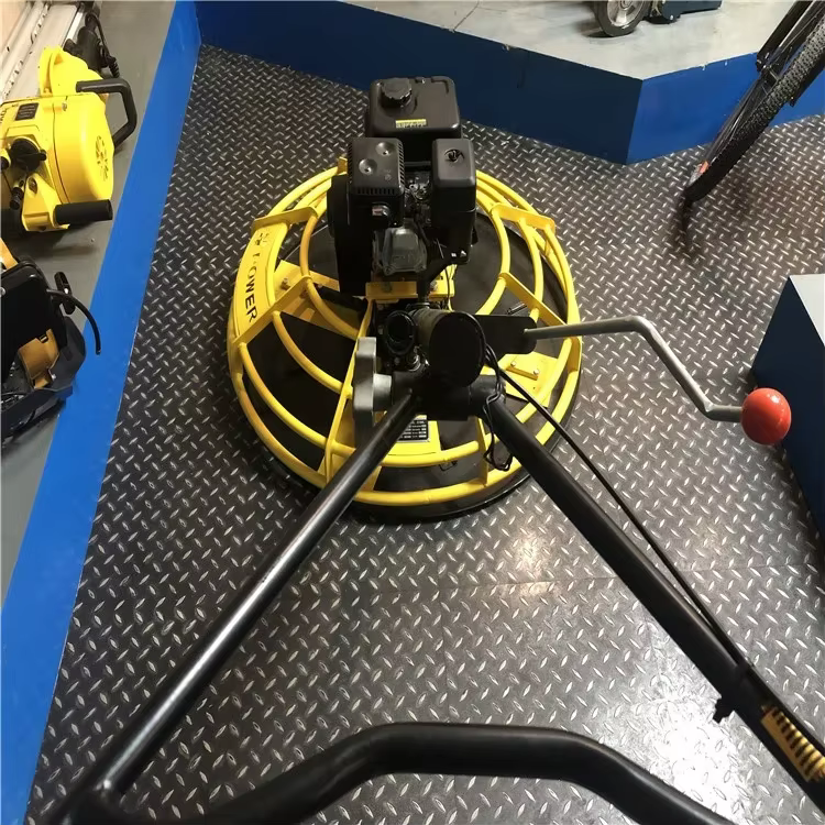 Machine à truelle électrique pour une finition béton sans effort, idéale pour les travaux professionnels